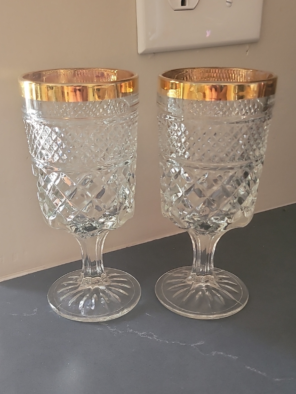 Anchor Hocking Wexford Clear Cut, Gold Rim Glass Water Goblets- Set of 2
